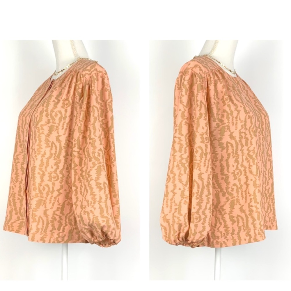 Elizabeth and James Peach Long Blouson Sleeve Placket Front Blouse size Medium - Picture 5 of 12